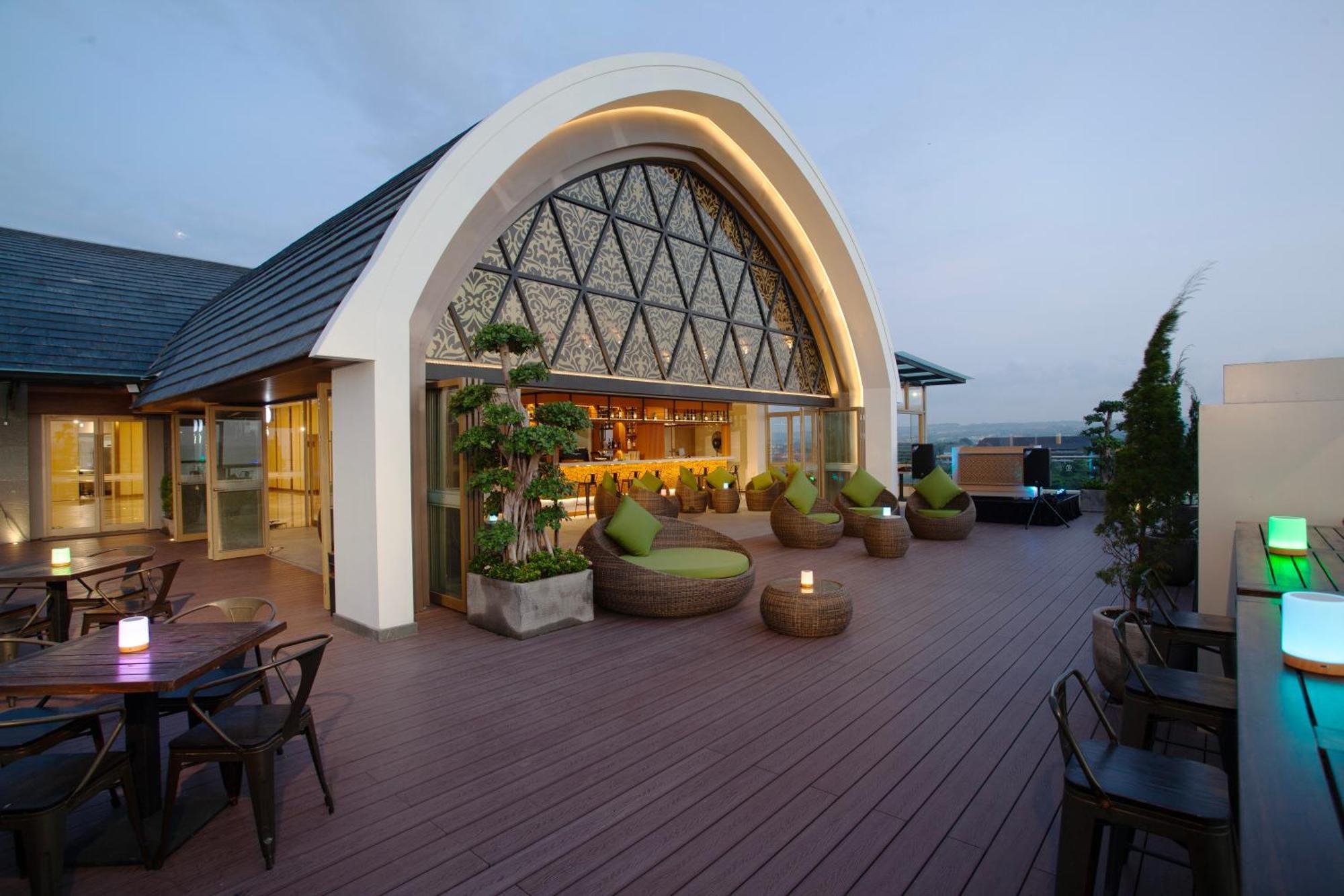 Platinum Hotel Jimbaran Beach Bali 外观 照片