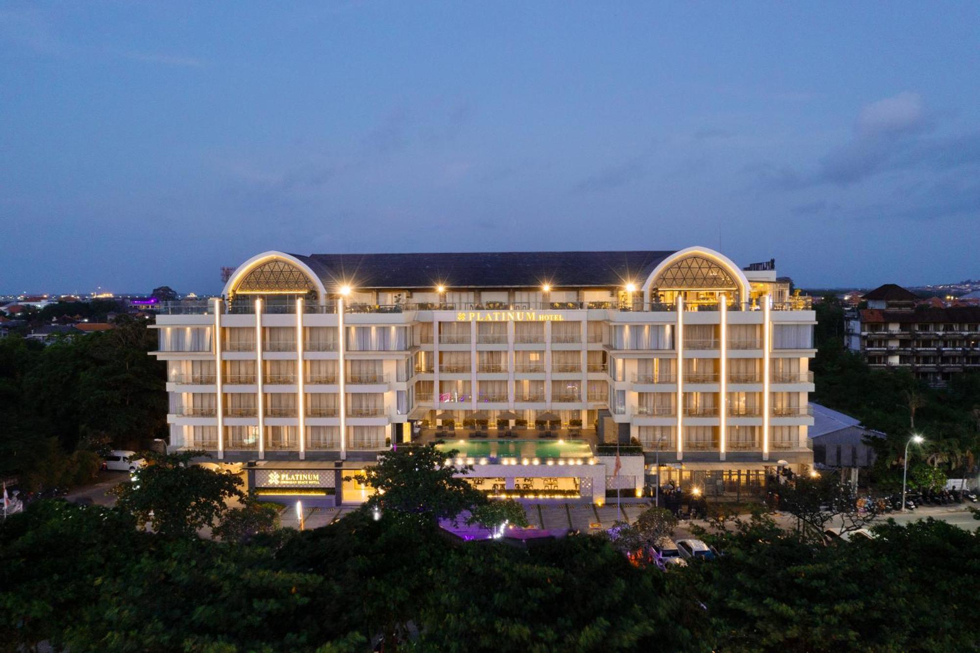 Platinum Hotel Jimbaran Beach Bali 外观 照片