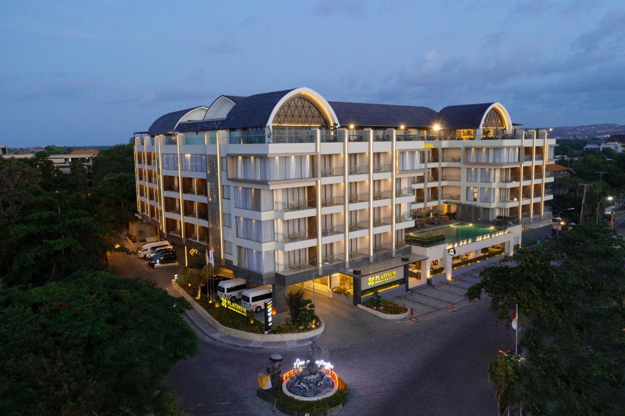 Platinum Hotel Jimbaran Beach Bali 外观 照片